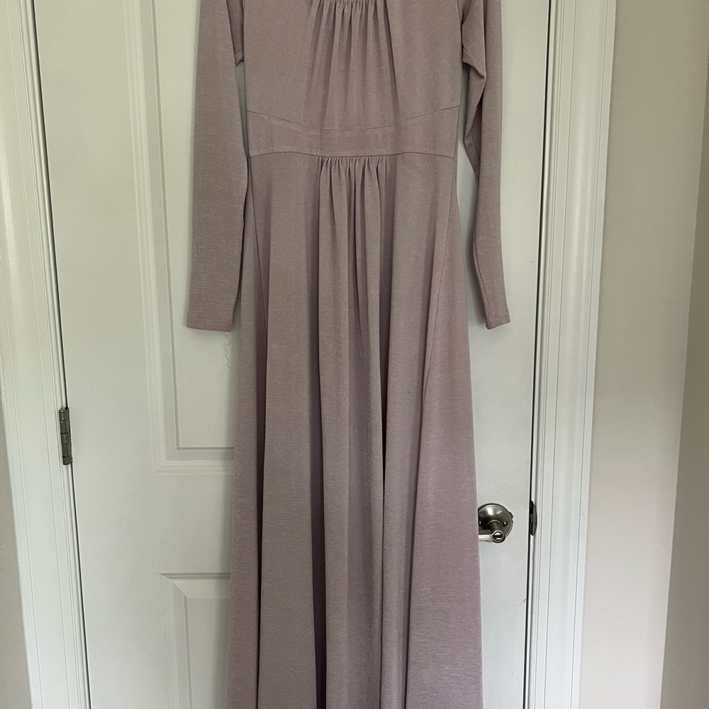 Elegant Mauve Long Sleeve Dress